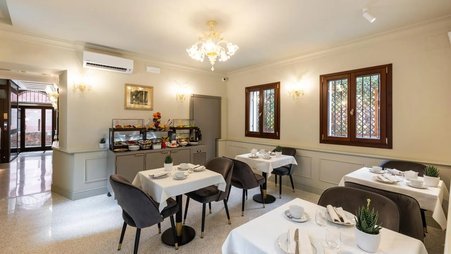 Hotel Palazzina Sardi Veneza 4*,